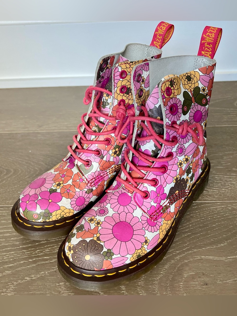 Rare Dr Martens 1460 Pascal Retro Floral Boots Pink Flower Power Womens Size 6 - Picture 3 of 10